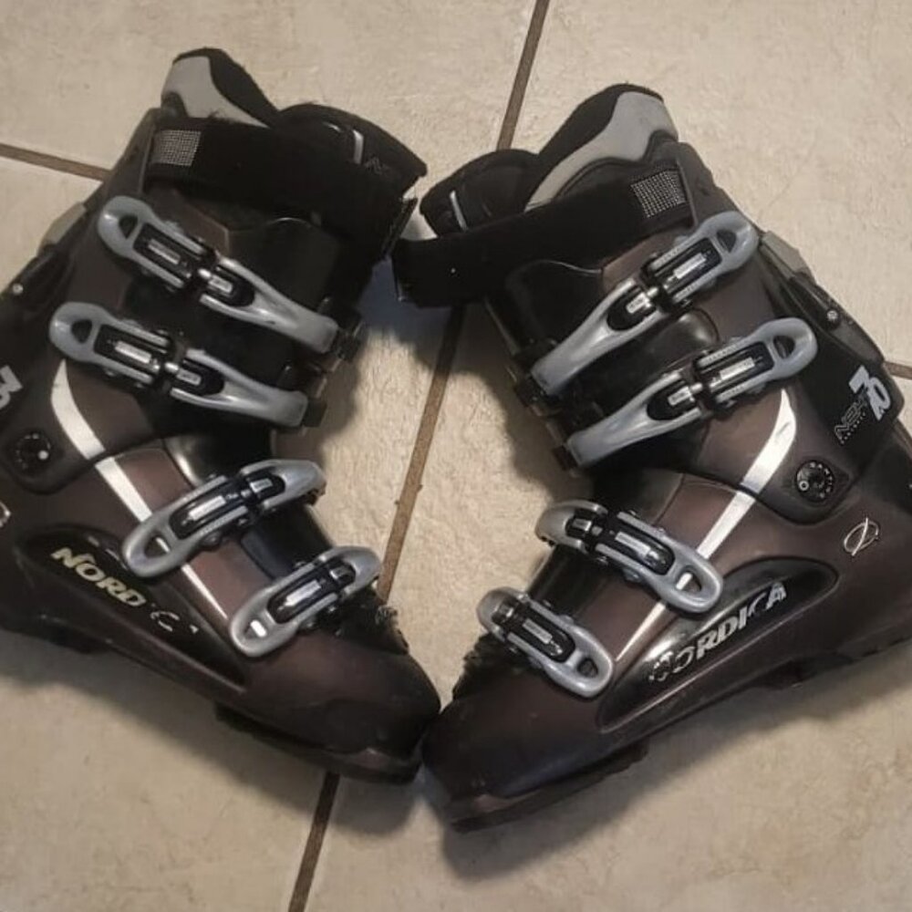 Nordica Next Exopower 7.0 woman Ski Boot size 9.5 / 26.0-26.5